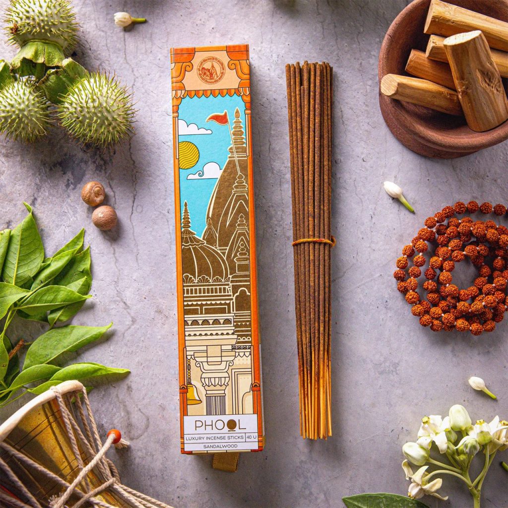 Aura Sandalwood Incense Sticks